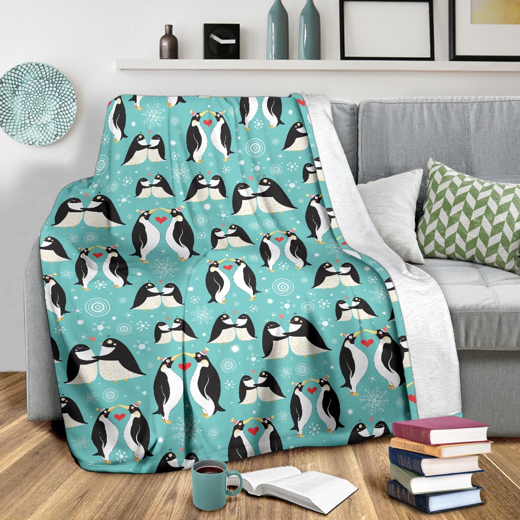 Penguin Love Print Fleece Blanket