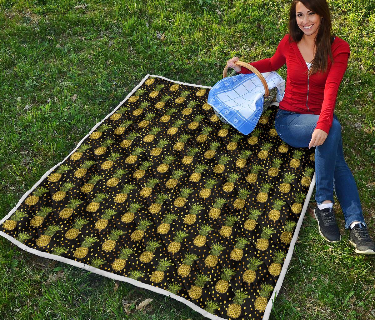 Pineapple Gold Dot Themed Print Premium Quilt-JTAMIGO.COM