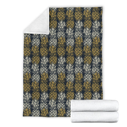 Pineapple Print Design Pattern Fleece Blanket