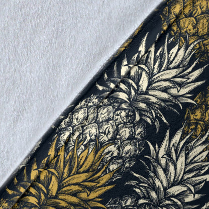 Pineapple Print Design Pattern Fleece Blanket