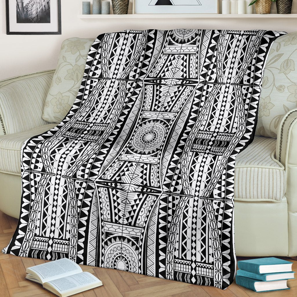 Polynesian Tattoo Design Fleece Blanket