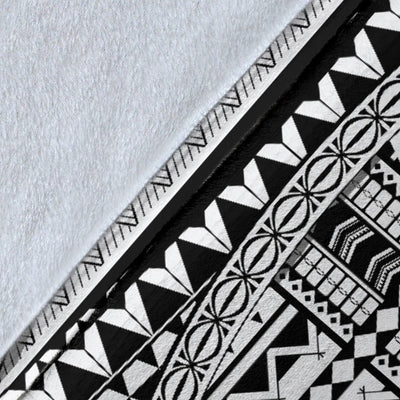 Polynesian Tattoo Design Fleece Blanket