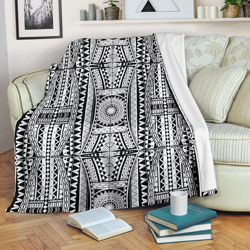 Polynesian Tattoo Design Fleece Blanket