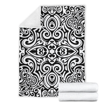 Polynesian Tattoo Pattern Fleece Blanket