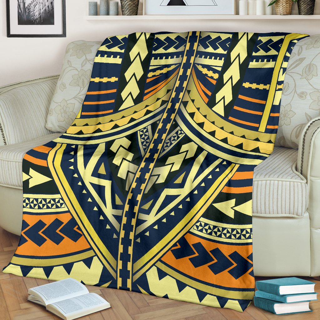 Polynesian Tattoo Print Fleece Blanket