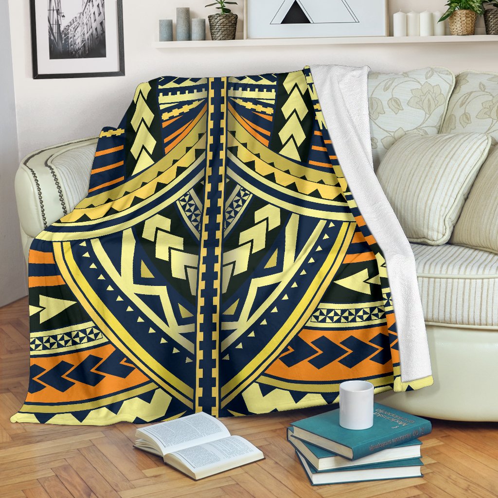 Polynesian Tattoo Print Fleece Blanket