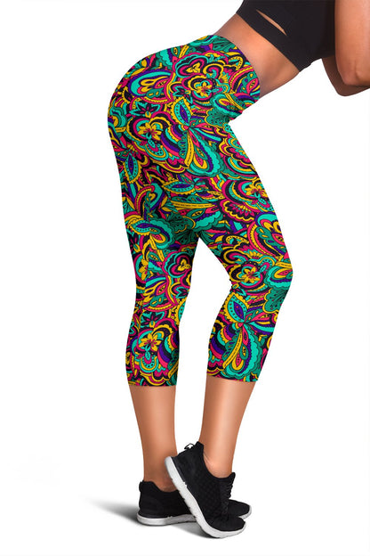 Psychedelic Trippy Floral Design Women Capris
