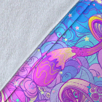 Psychedelic Trippy Mushroom Print Fleece Blanket
