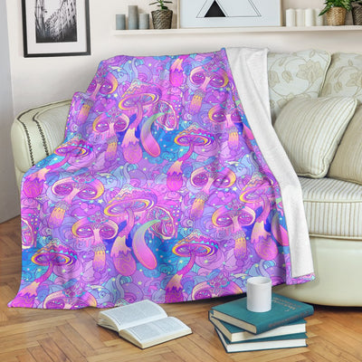 Psychedelic Trippy Mushroom Print Fleece Blanket
