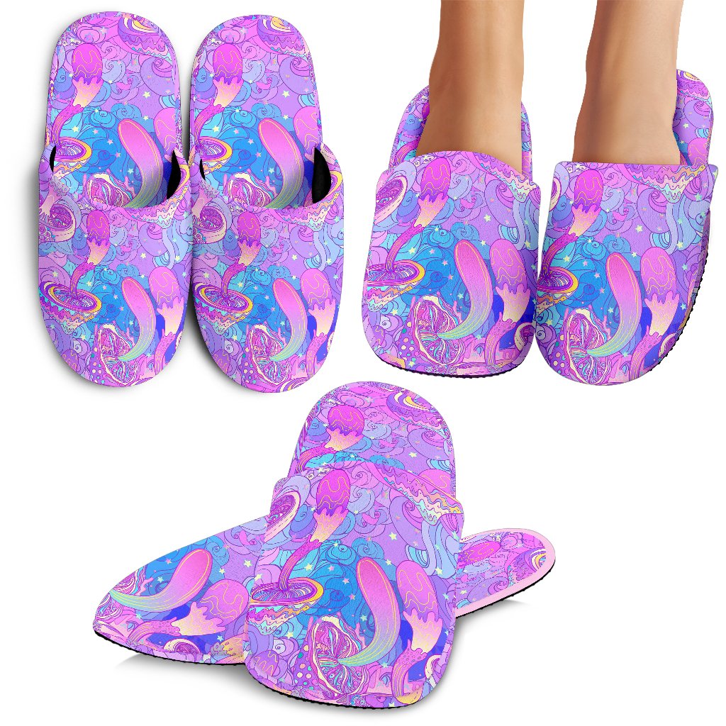Psychedelic Trippy Mushroom Print House Slippers
