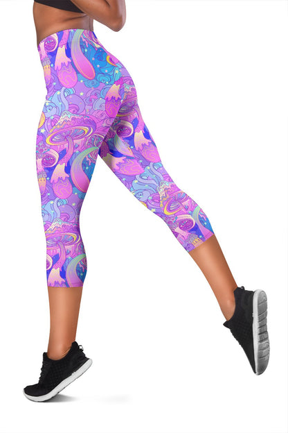 Psychedelic Trippy Mushroom Print Women Capris
