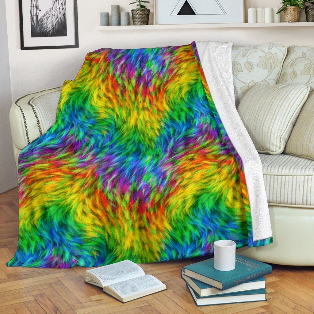 Rainbow Fur Design Print Fleece Blanket