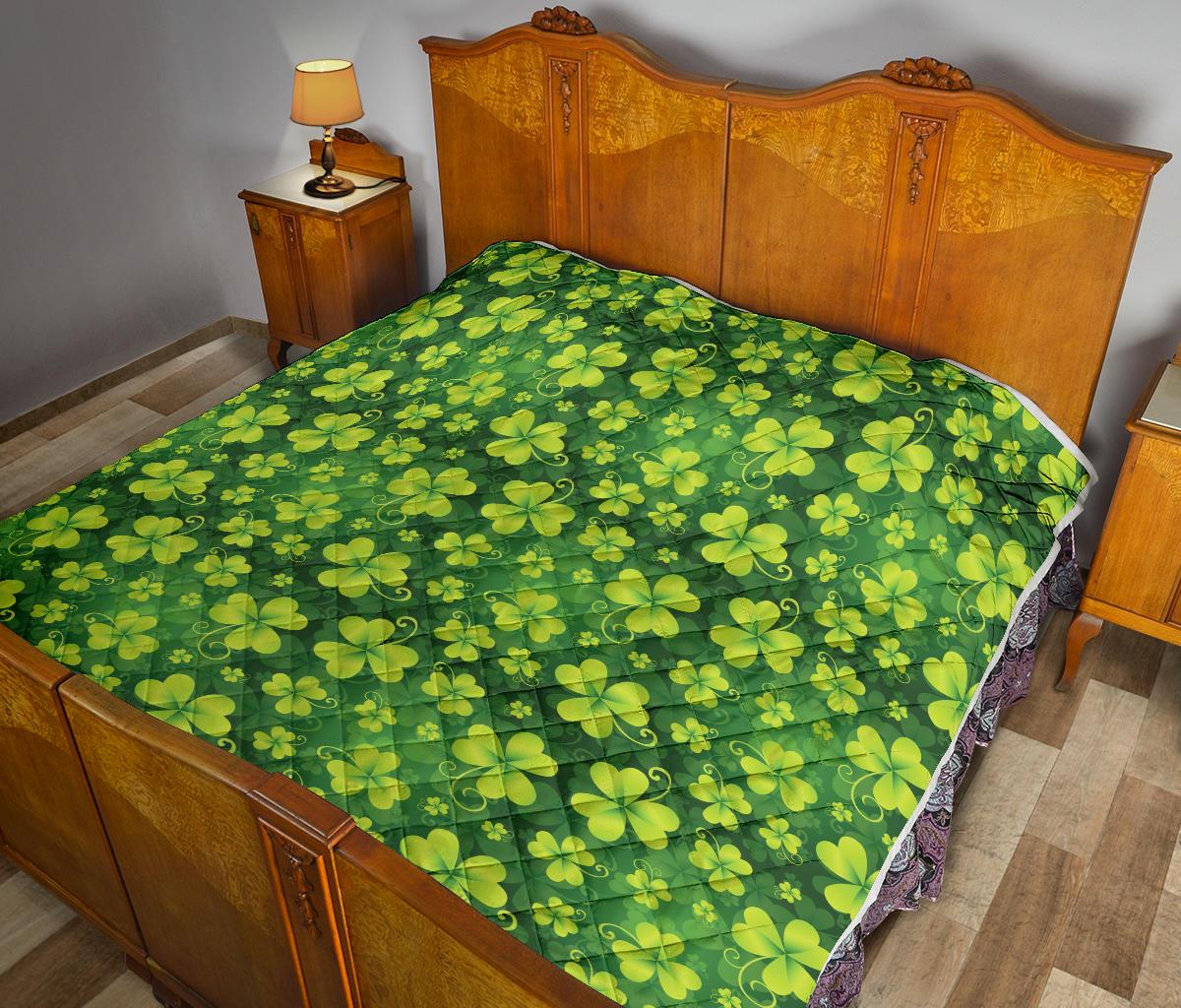 Shamrock Clover Print Premium Quilt-JTAMIGO.COM