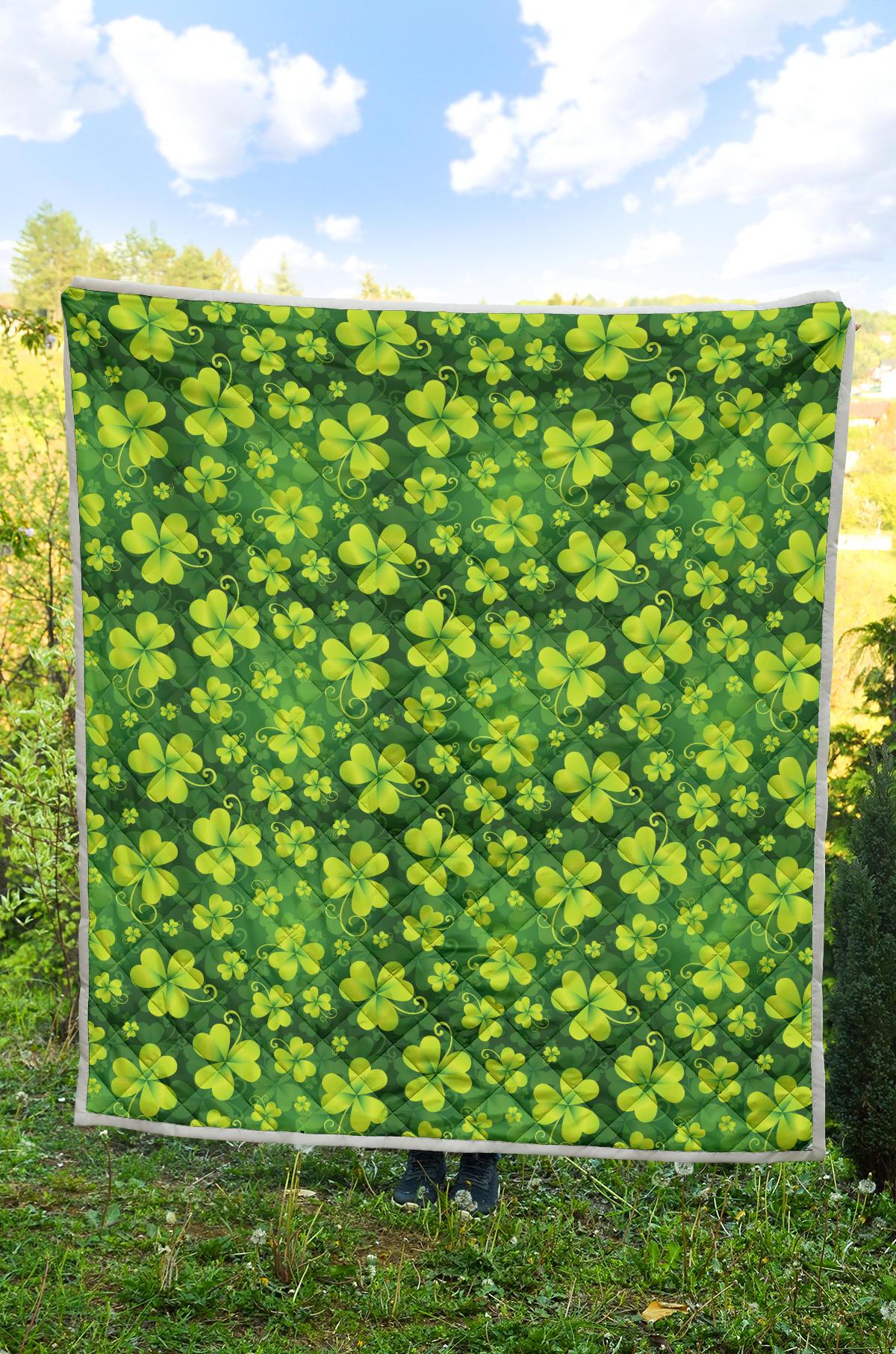 Shamrock Clover Print Premium Quilt-JTAMIGO.COM
