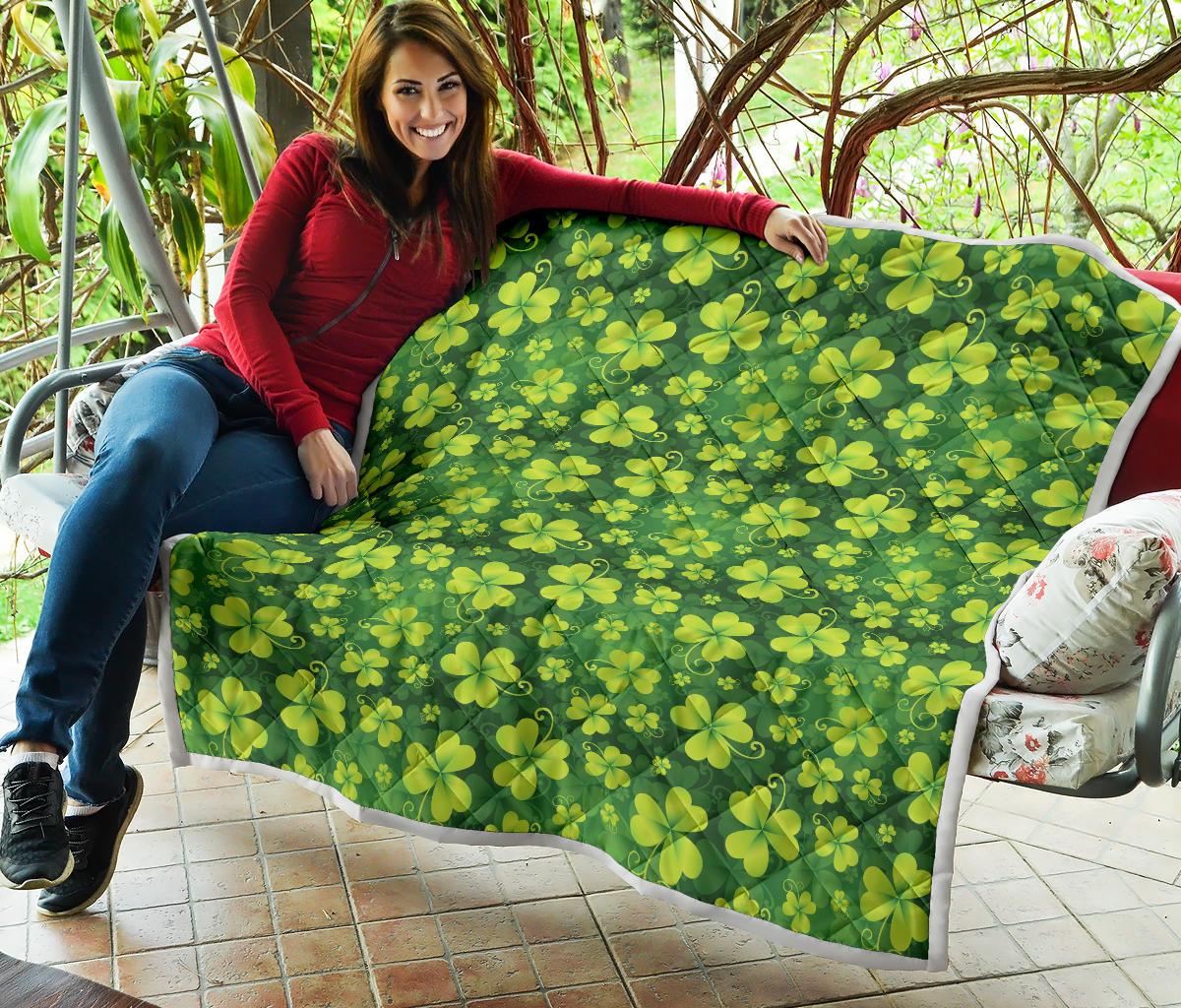 Shamrock Clover Print Premium Quilt-JTAMIGO.COM
