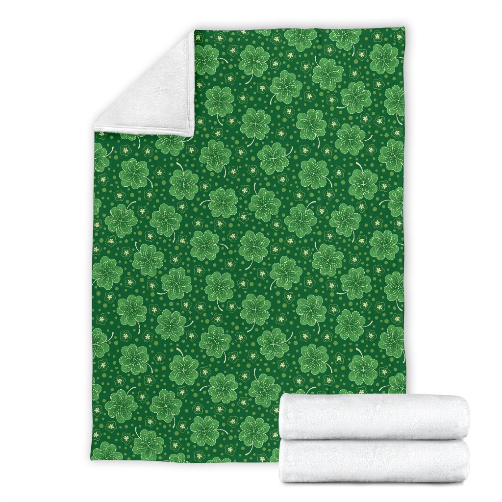 Shamrock Design Print Fleece Blanket