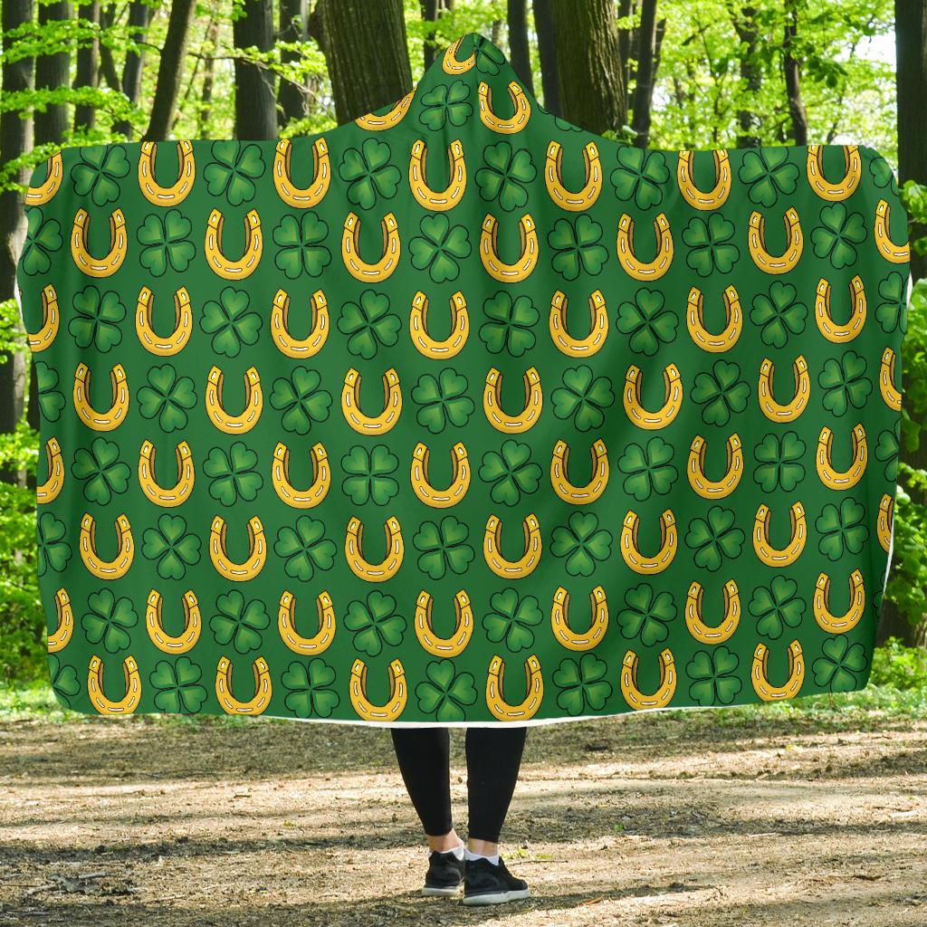 Shamrock Horseshoes Print Pattern Hooded Blanket-JTAMIGO.COM
