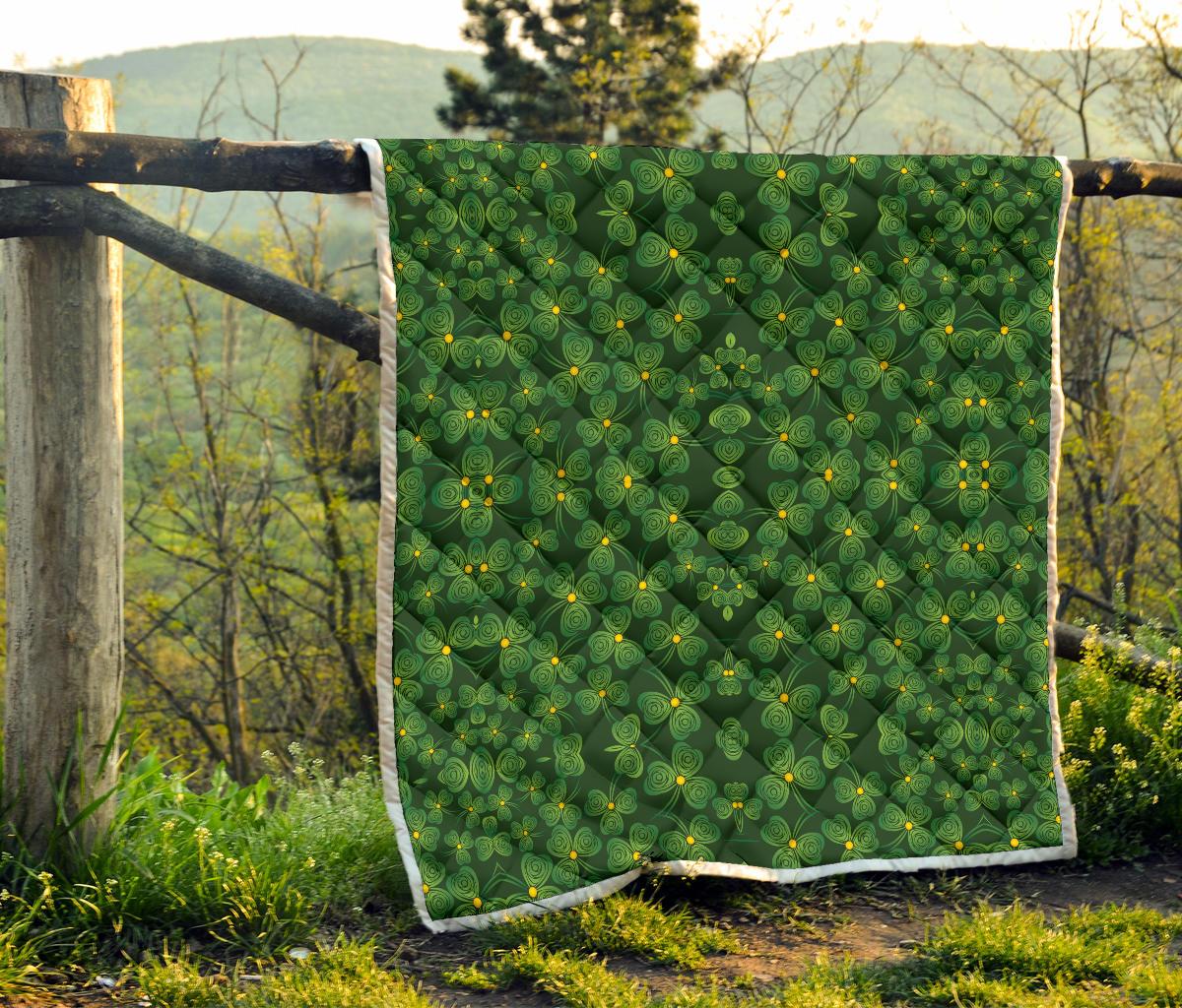 Shamrock Pattern Premium Quilt-JTAMIGO.COM