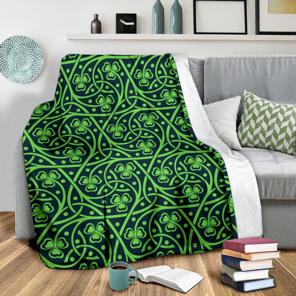 Shamrock Themed Print Fleece Blanket