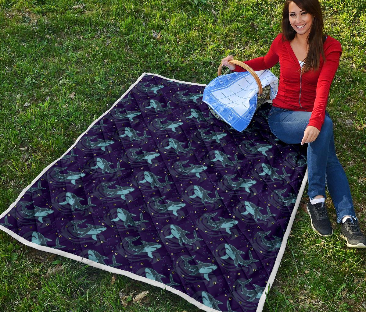 Shark Themed Print Premium Quilt-JTAMIGO.COM