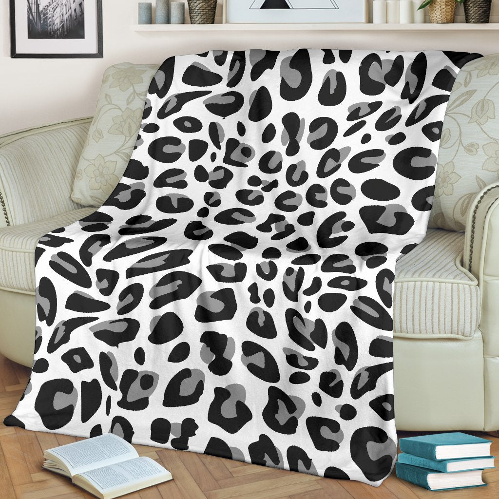 Snow Leopard Skin Print Fleece Blanket