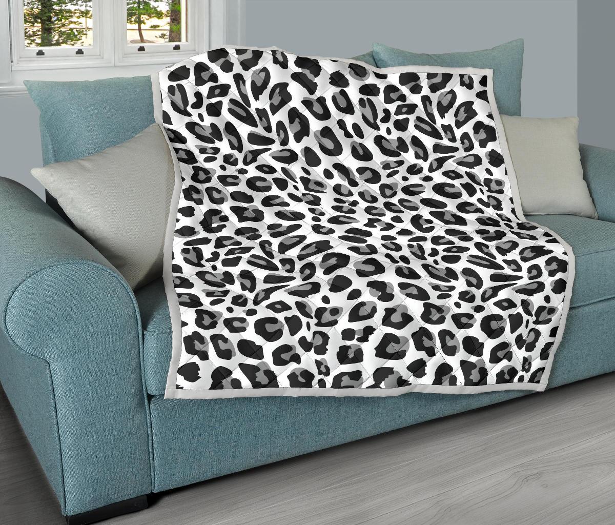 Snow Leopard Skin Print Premium Quilt-JTAMIGO.COM