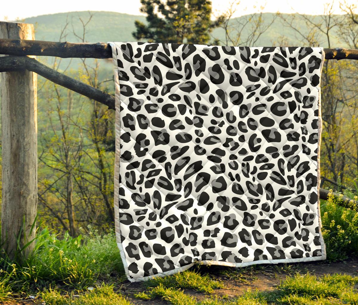 Snow Leopard Skin Print Premium Quilt-JTAMIGO.COM