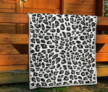 Snow Leopard Skin Print Premium Quilt-JTAMIGO.COM