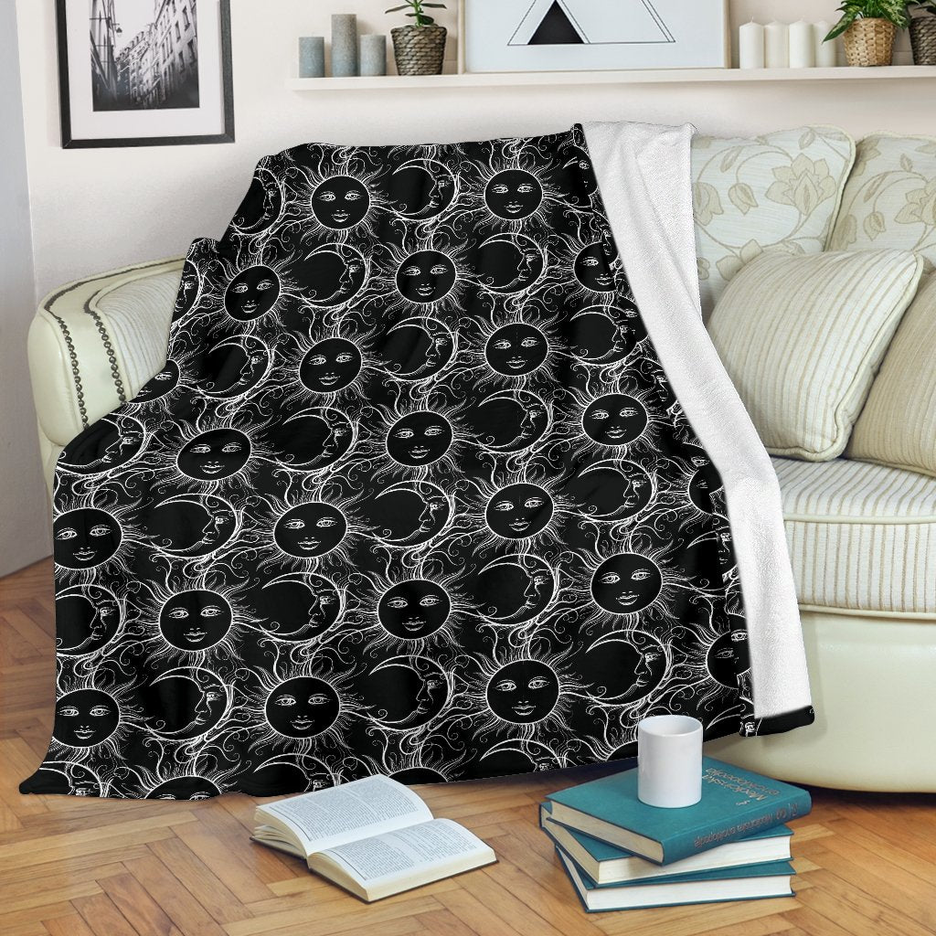 Sun Moon White Design Themed Print Fleece Blanket
