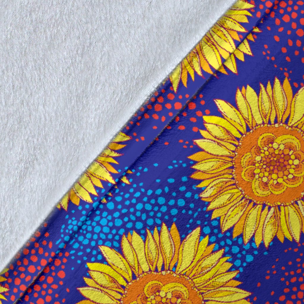 Sunflower Hand Drawn Style Print Fleece Blanket