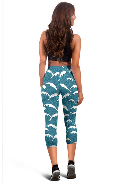 Surf Wave Tribal Design Women Capris