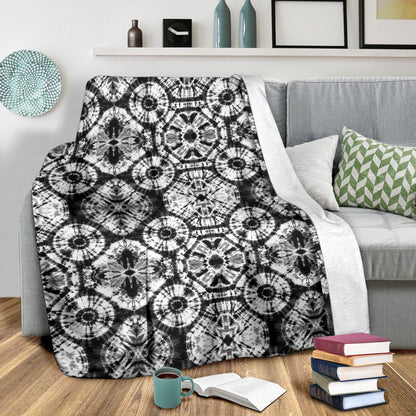 Tie Dye Black White Design Print Fleece Blanket