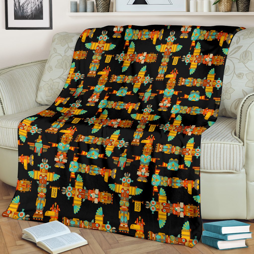 Totem Pole Cartoon Print Fleece Blanket