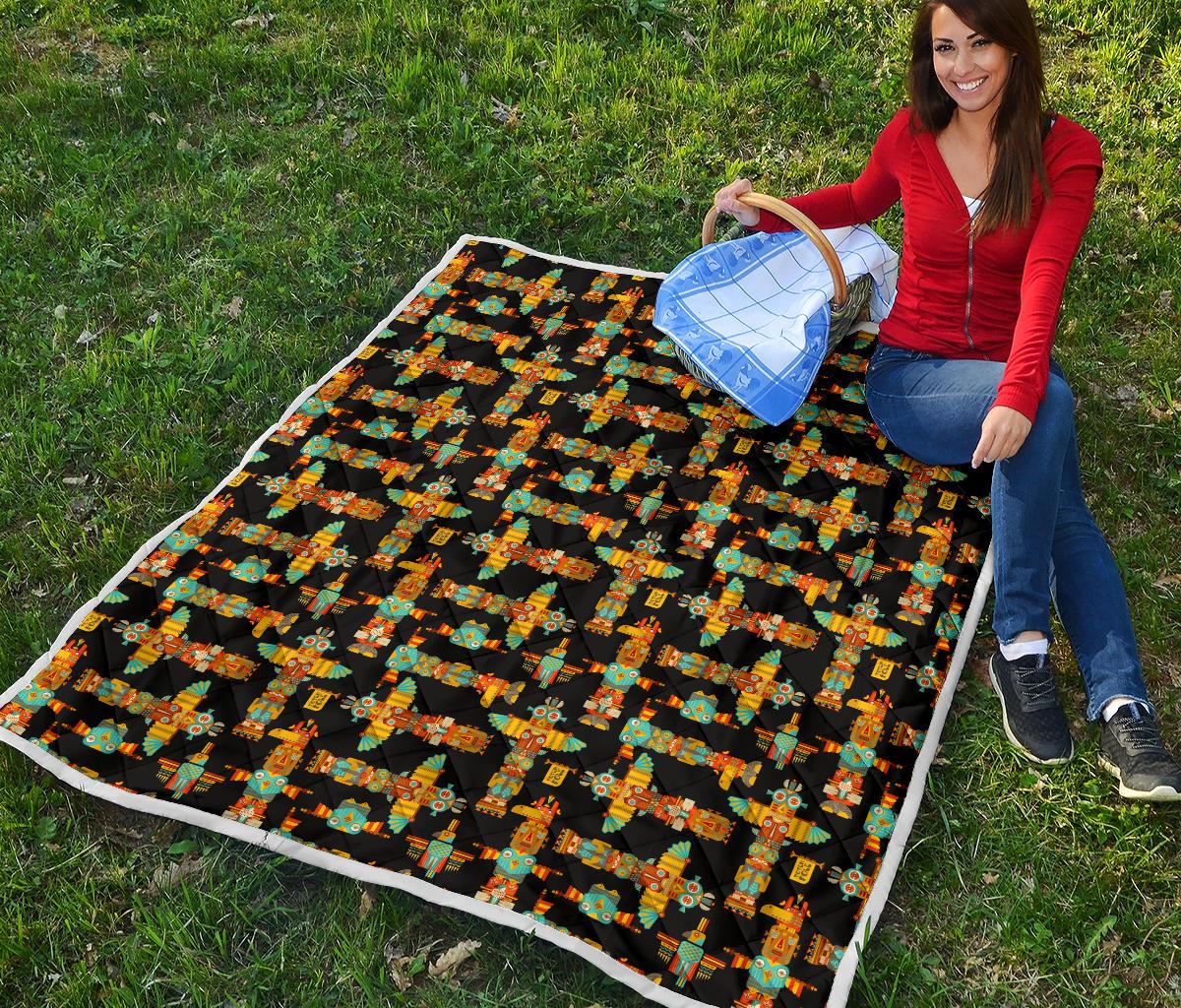 Totem Pole Cartoon Print Premium Quilt-JTAMIGO.COM