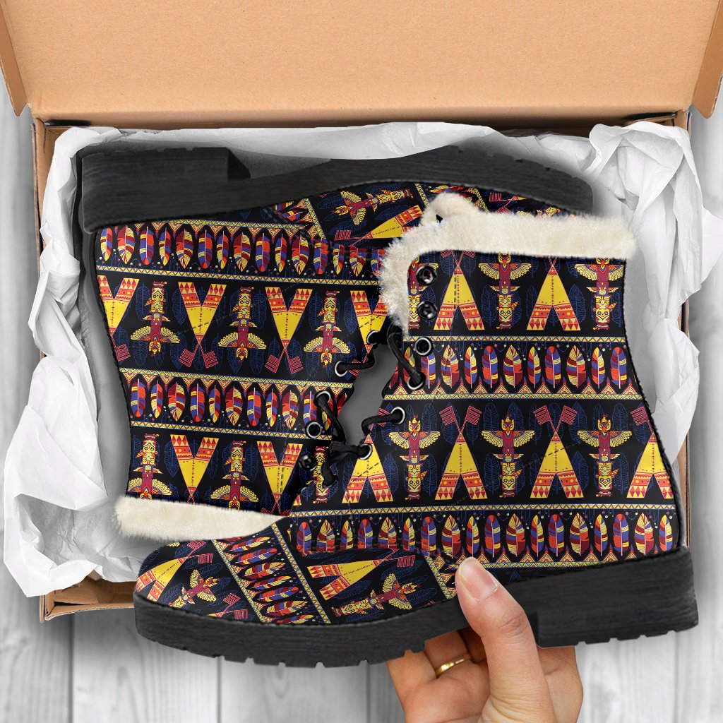 Totem Pole Design Faux Fur Leather Boots-JTAMIGO.COM