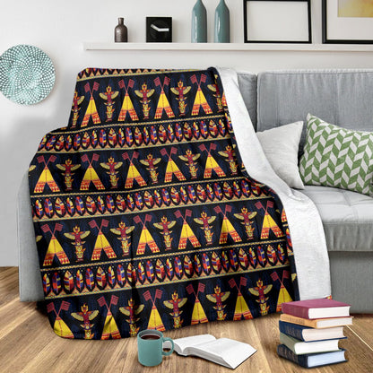 Totem Pole Design Fleece Blanket