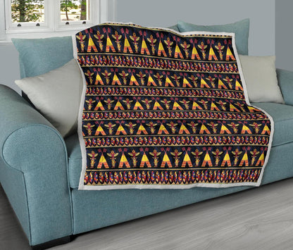 Totem Pole Design Premium Quilt-JTAMIGO.COM