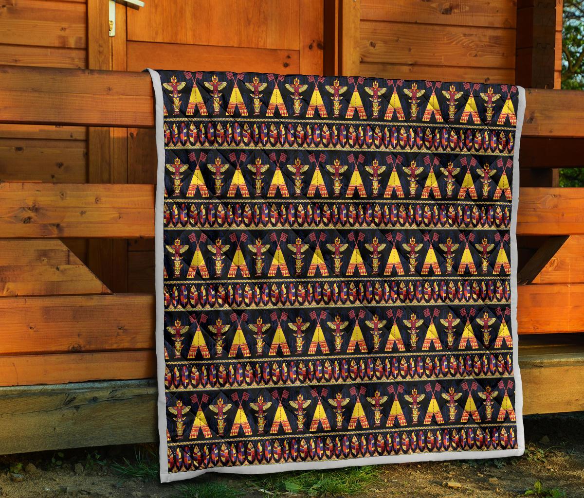 Totem Pole Design Premium Quilt-JTAMIGO.COM