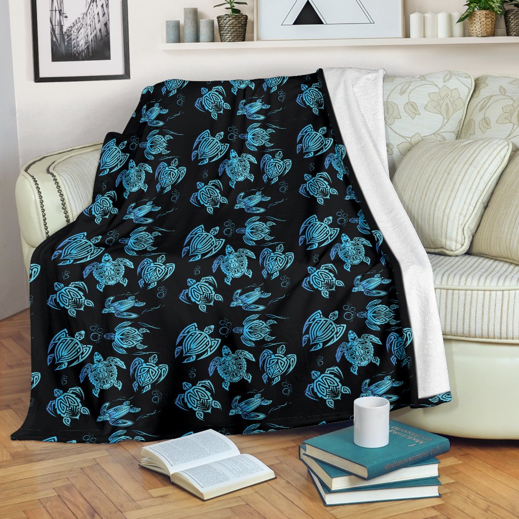 Tribal Turtle Polynesian Themed Design Fleece Blanket