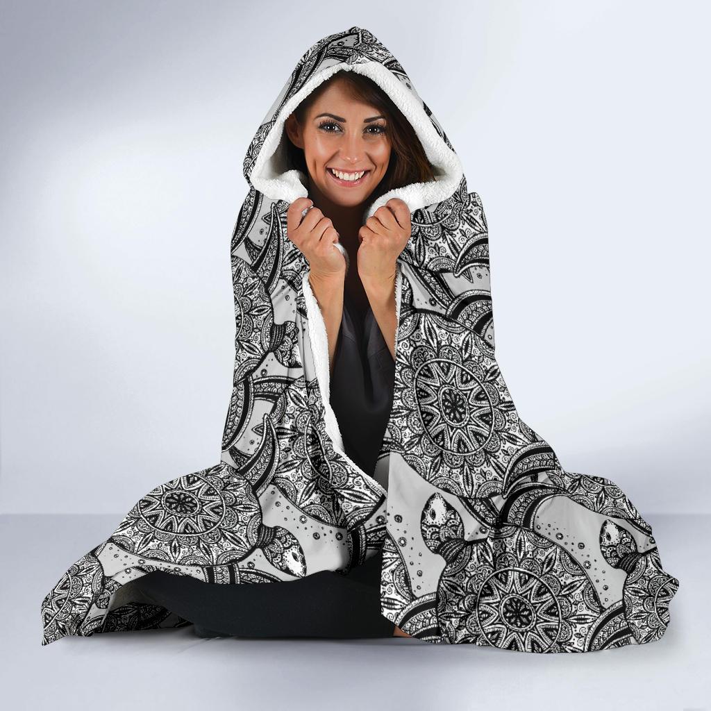 Tribal Turtle Polynesian Themed Print Hooded Blanket-JTAMIGO.COM