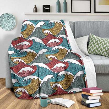 Tribal Wave Pattern Print Fleece Blanket