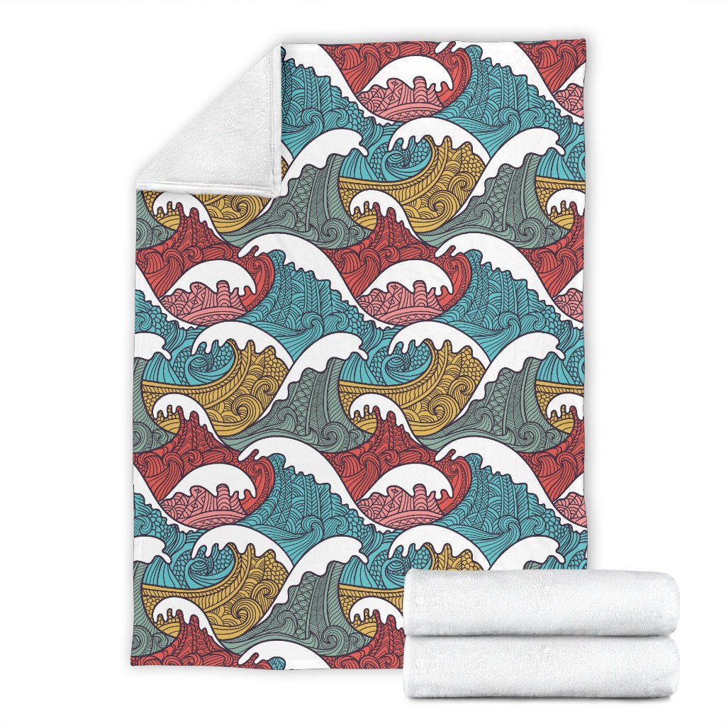 Tribal Wave Pattern Print Fleece Blanket