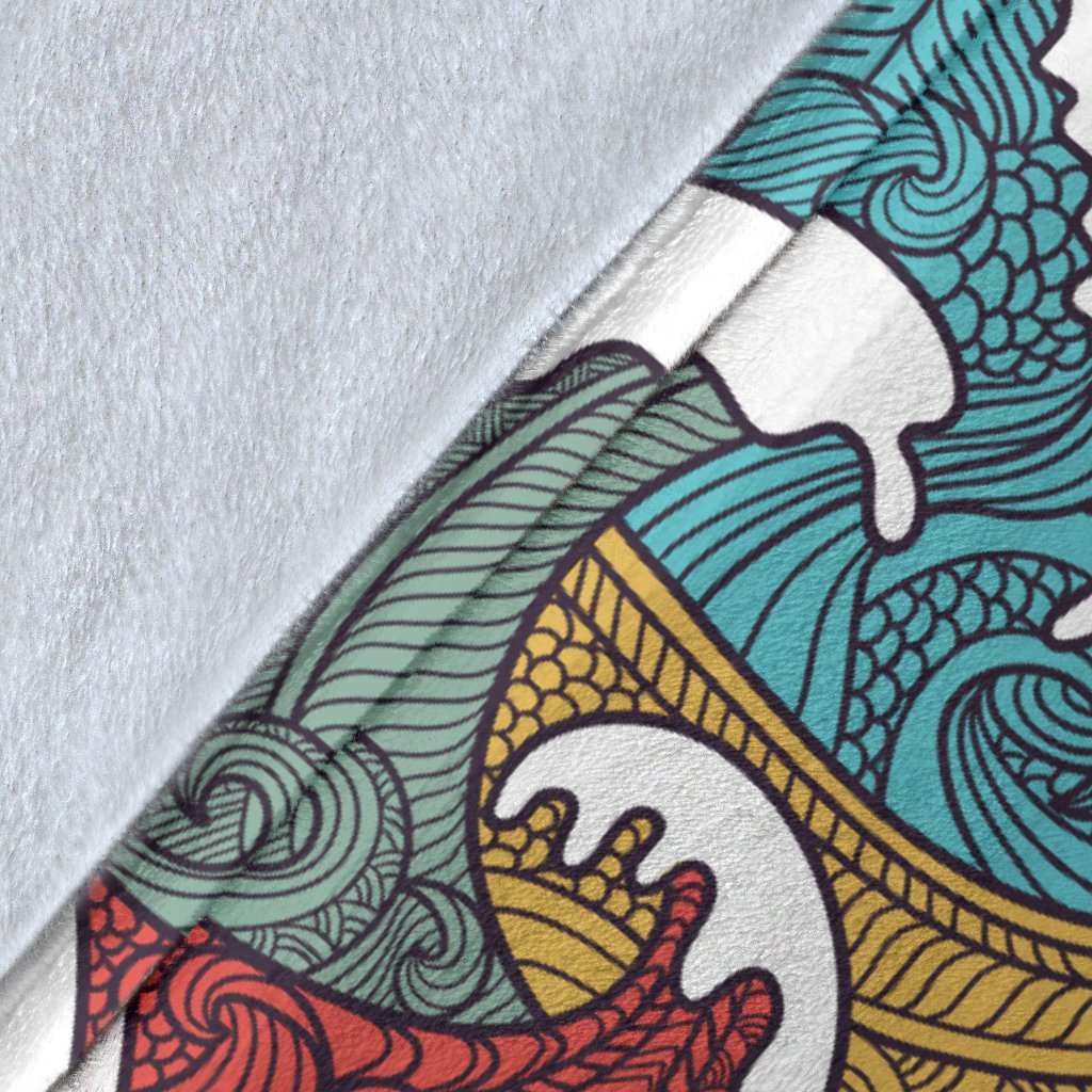Tribal Wave Pattern Print Fleece Blanket