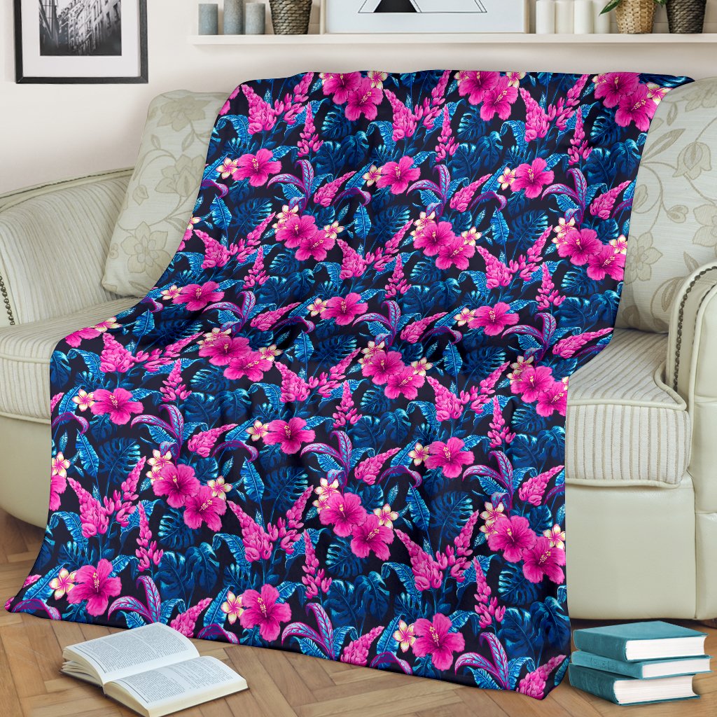 Tropical Flower Pink Themed Print Fleece Blanket