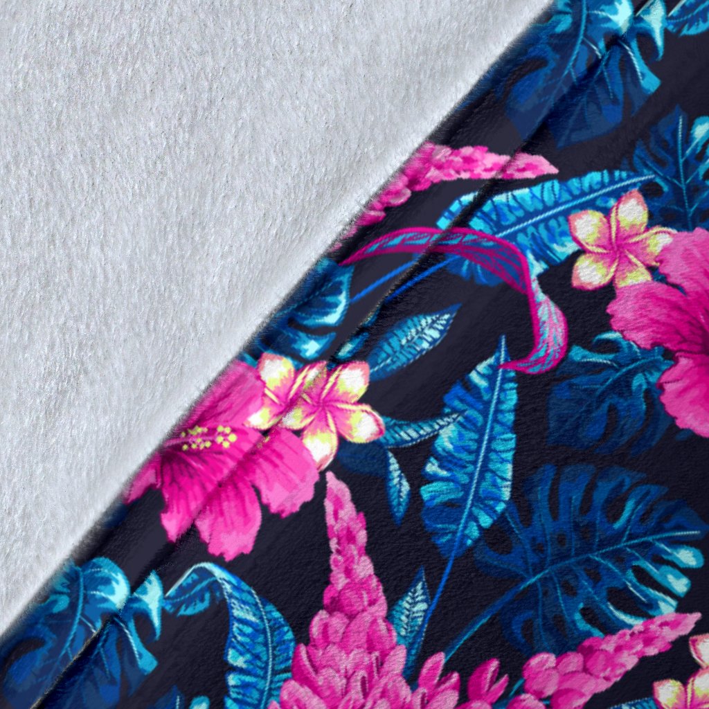 Tropical Flower Pink Themed Print Fleece Blanket