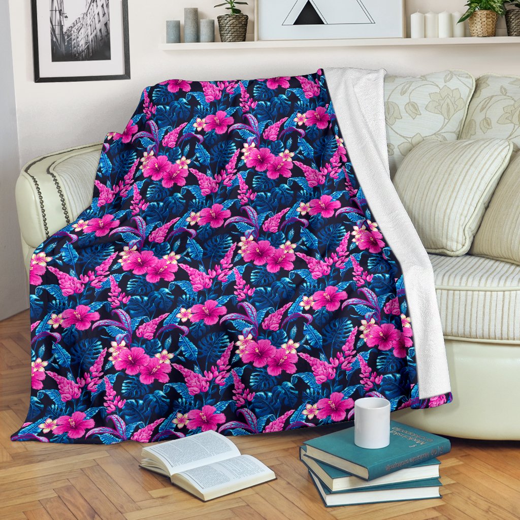 Tropical Flower Pink Themed Print Fleece Blanket
