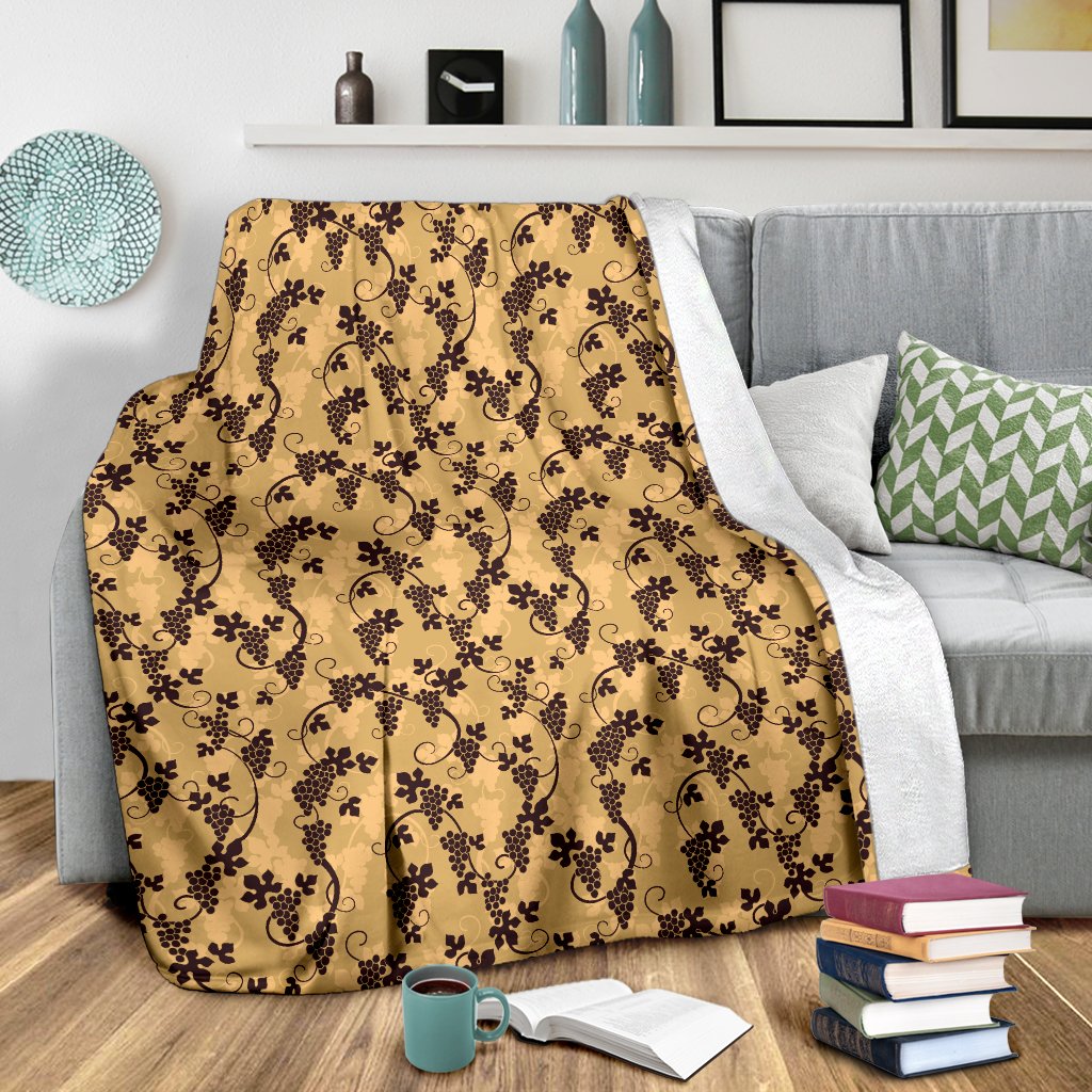 Wine Grape Design Print Fleece Blanket