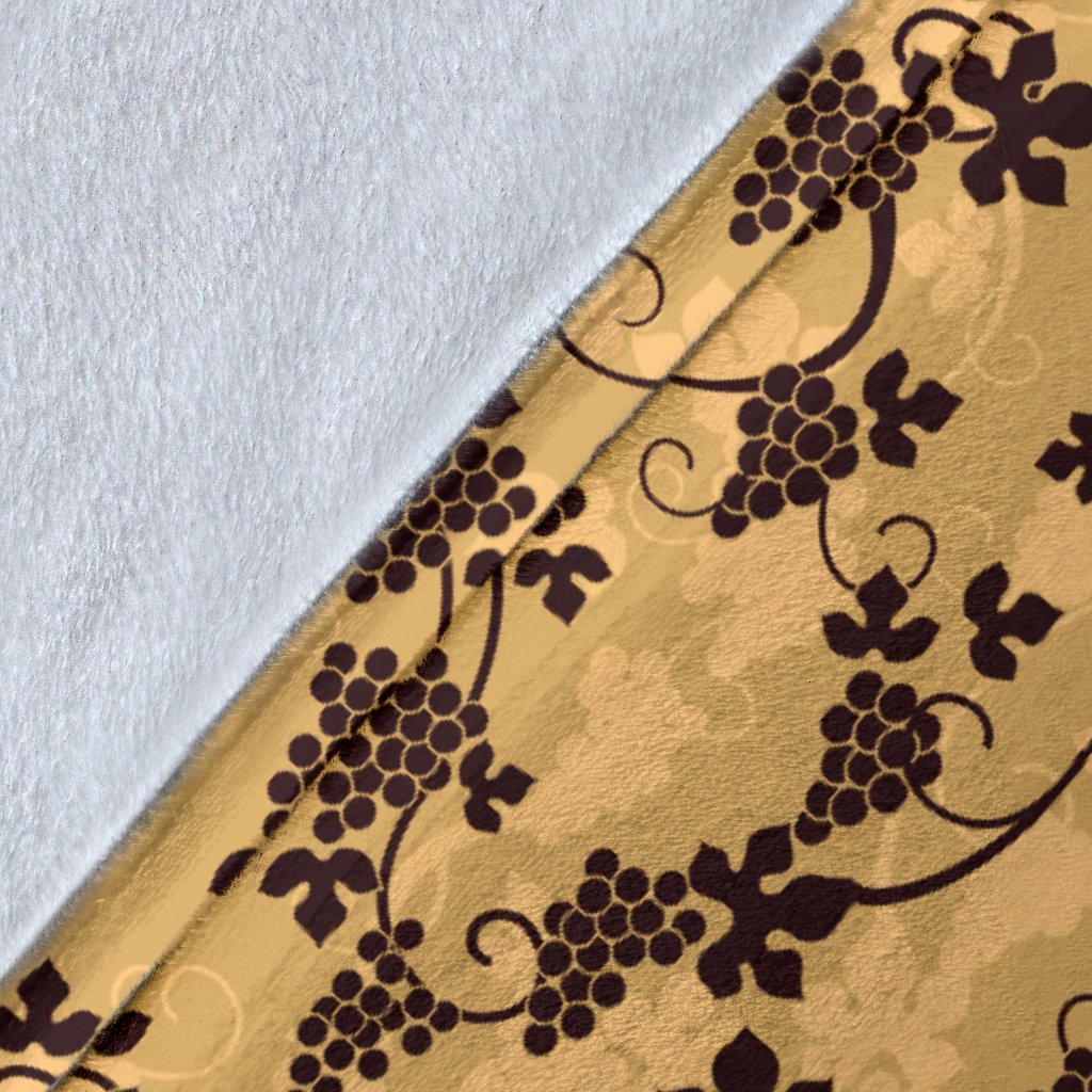 Wine Grape Design Print Fleece Blanket