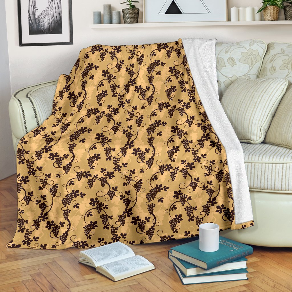 Wine Grape Design Print Fleece Blanket