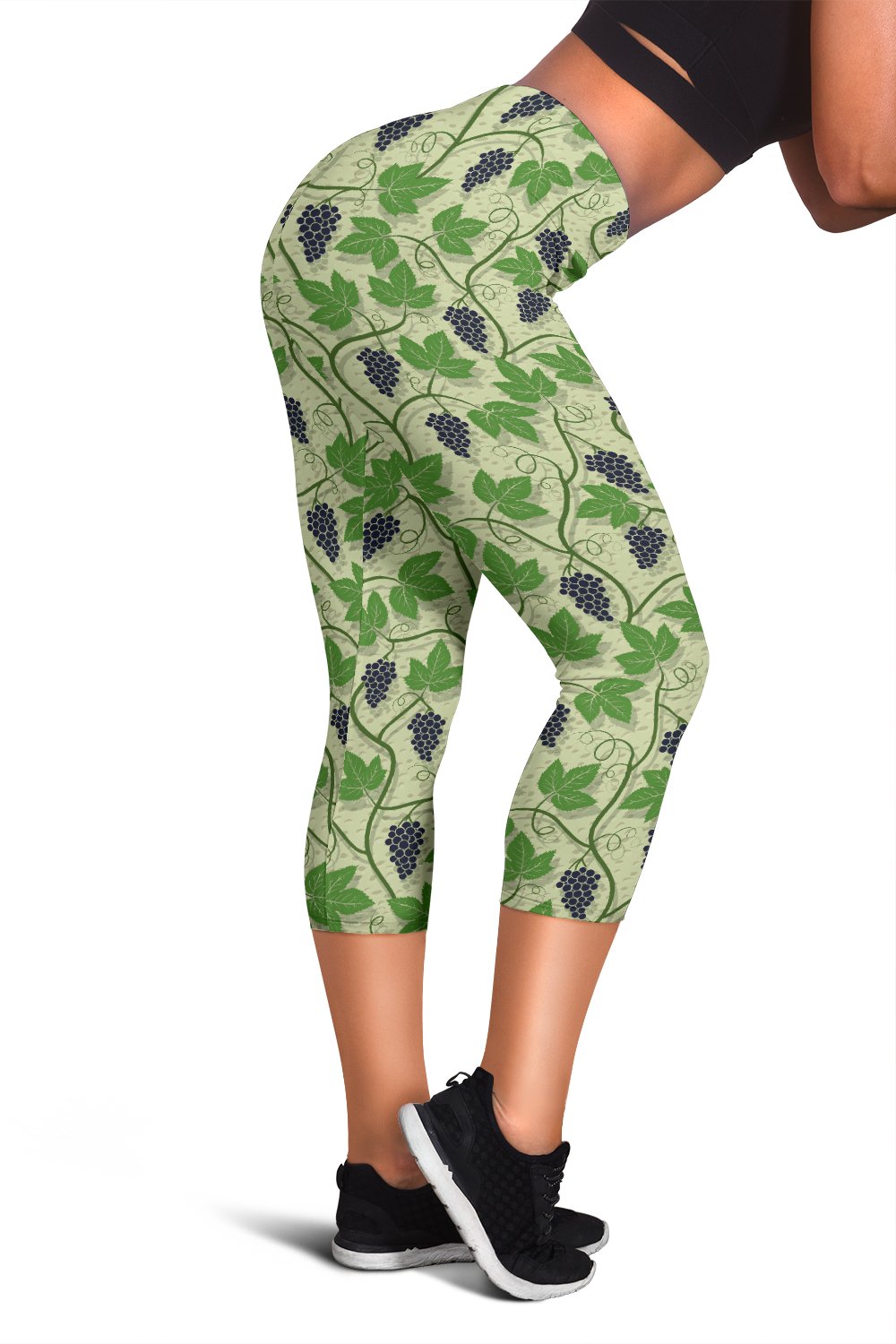 Wine Grape Themed Print Women Capris